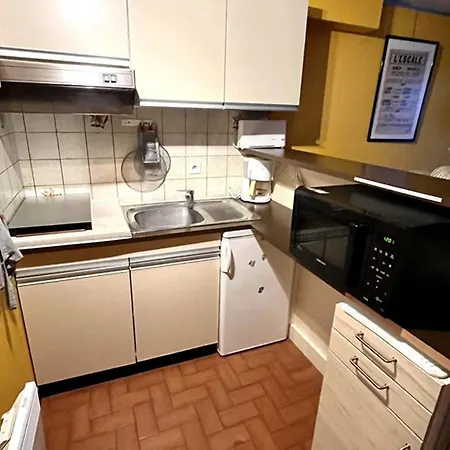 Avec Balcon, Au Pied Des Pistes, Equipe, 1er Etage, Parking, Casier A Skis - Fr-1-787-19 Apartment